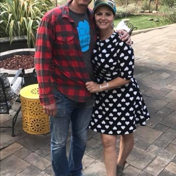 Meet your Posher, Lisa belle - Picture 4 of 5